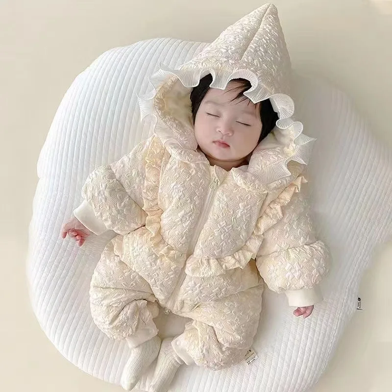 Baby Thickened One-Piece Outfit for Outdoor Wear, Super Cute Winter Warm Cotton Jacket for Babies
