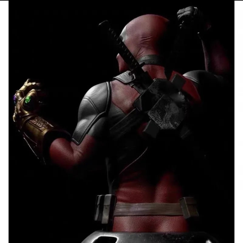 Busto in Resina di Deadpool con Guanto dell'Infinito Marvel, Action Figure da Collezione, Ornamento da Scrivania per Fan dei Film Marvel, Giocattolo di Tendenza