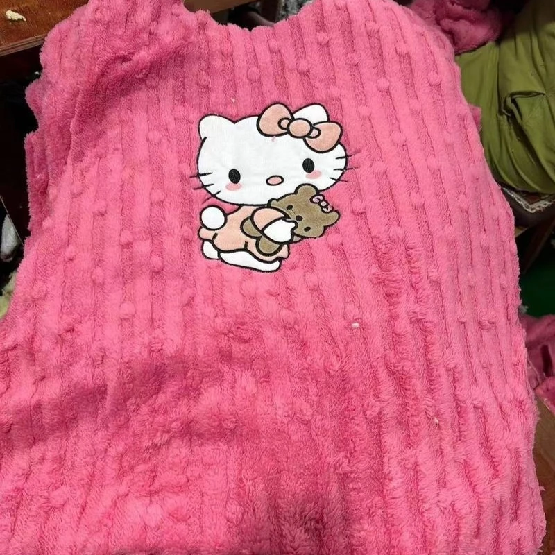 Sanrio Hello Kitty ชุดนอนฤดูหนาวสตรีกางเกงหนาหวานการ์ตูน Flannel ความร้อนชุดนอนแขนยาวกางเกงชุดของขวัญหญิง