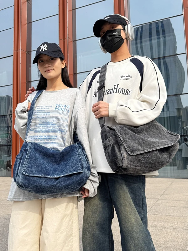 Sporty Denim Crossbody Bag Men's Trendy  Design Sensation Single Shoulder Bag Women's Casual Cycling Bag Men's Small Bac...