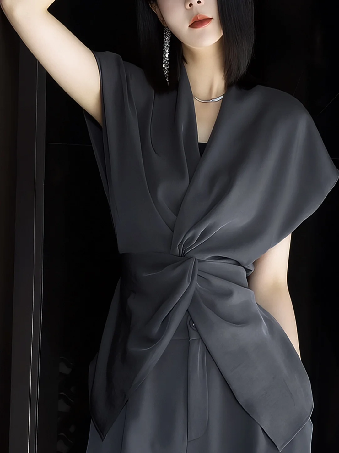 

Элегантная женская блузка больших размеров с глубоким V-образным вырезом и перекрестным дизайном, в корейском стиле, для офиса, приталенная, ветрозащитная