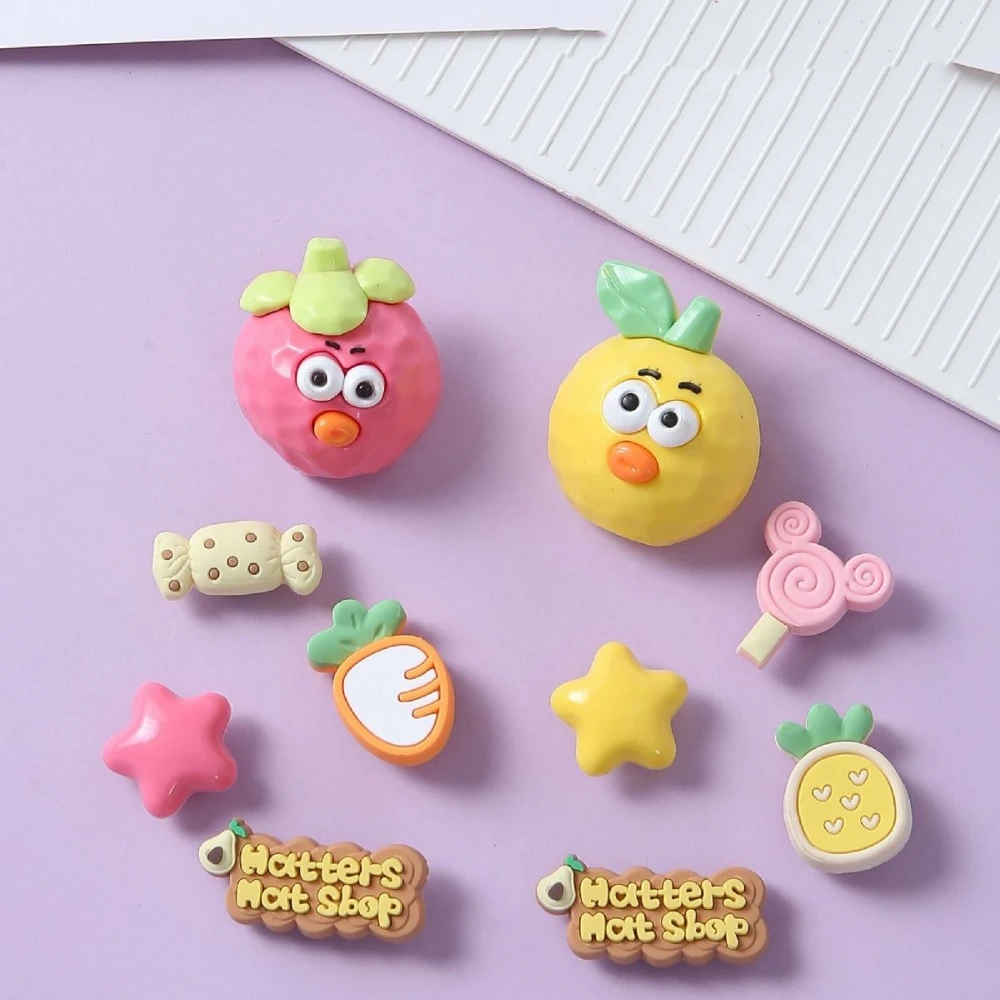 

Подвески для обуви, аксессуары, резные 3D пряжки для фруктов, клубники, конфет, украшения для сабо, сандалии для девочек, детей, вечерние рождественские подарки