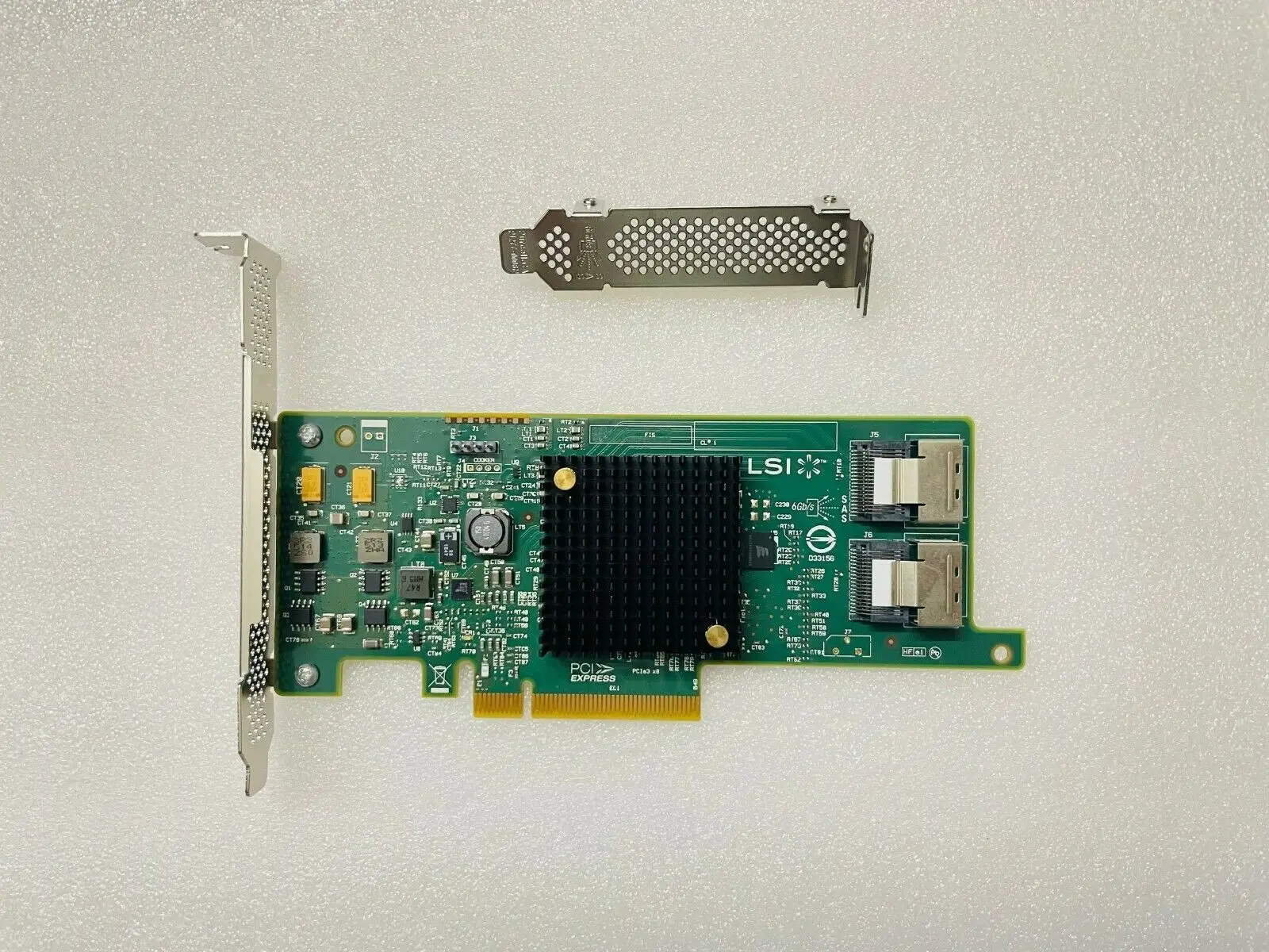 

LSI 9207-8i 6Gbs SAS PCI-E 3,0 HBA IT-режим для ZFS frenas unRAID