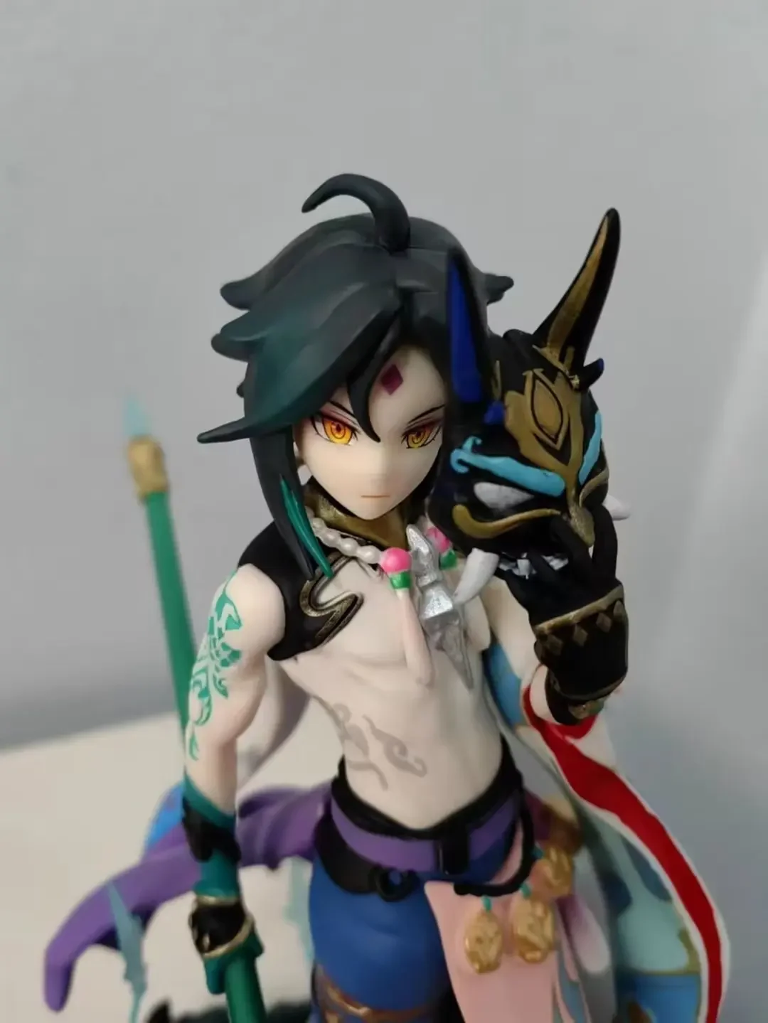 29 cm Genshin Impact Anime Figura Xiao Action Figure Klee Paimon Qiqi Figurine Ornamenti per il desktop Nottilucenti Modello da collezione