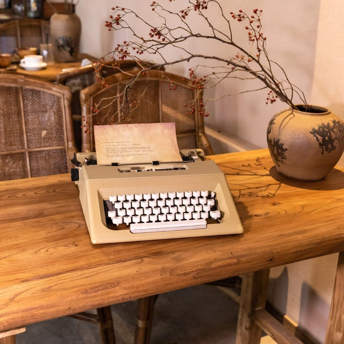 Normal Use of Retro Collection Literary Gifts Is Not A Brand New Retro Mechanical Typewriter in English