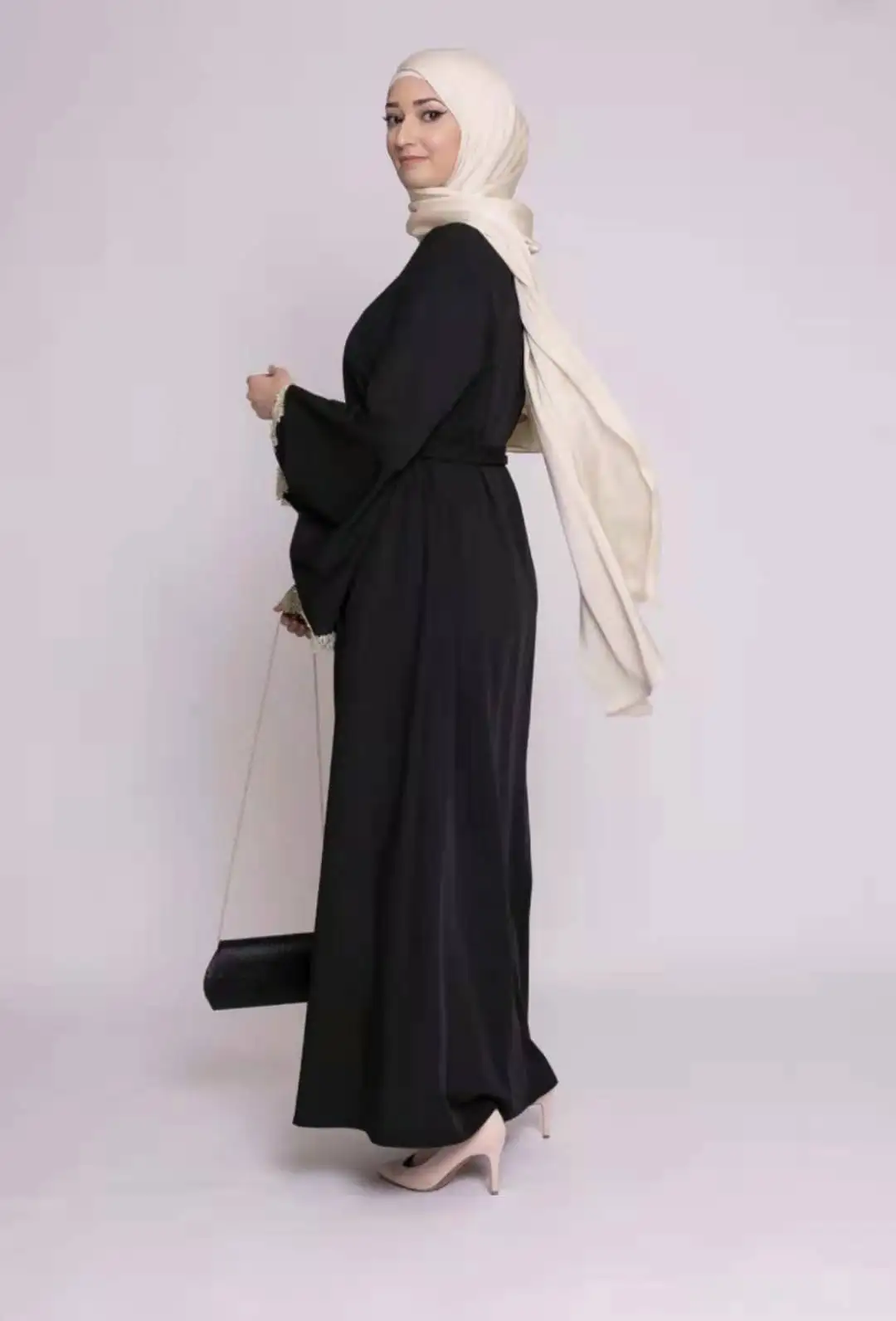 Imagem -02 - Vestido Abaya Muçulmano para Mulheres Ruffles Hijab Vestuário Islâmico Vestido Caftan Marocain Eid Mubarak Dubai Turquia