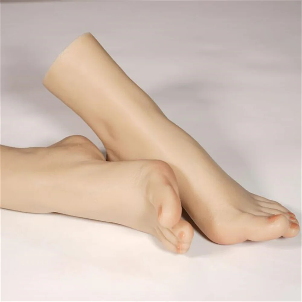 Simulation Foot Mannequin, Body Cloth Doll Model, Silicone Stockings, Photo Props, Teaching Medical Science, Real 36Yard, D066