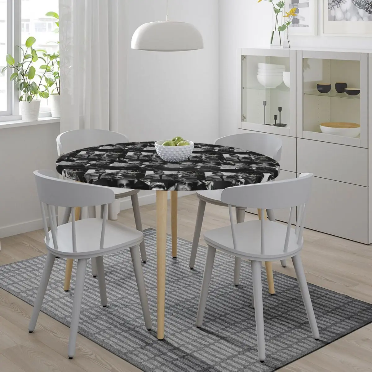 Latin Singer Romeo Santos Waterproof Round Tablecloth Oilproof Table Cloth for Kitchen Events Dining Table Cover