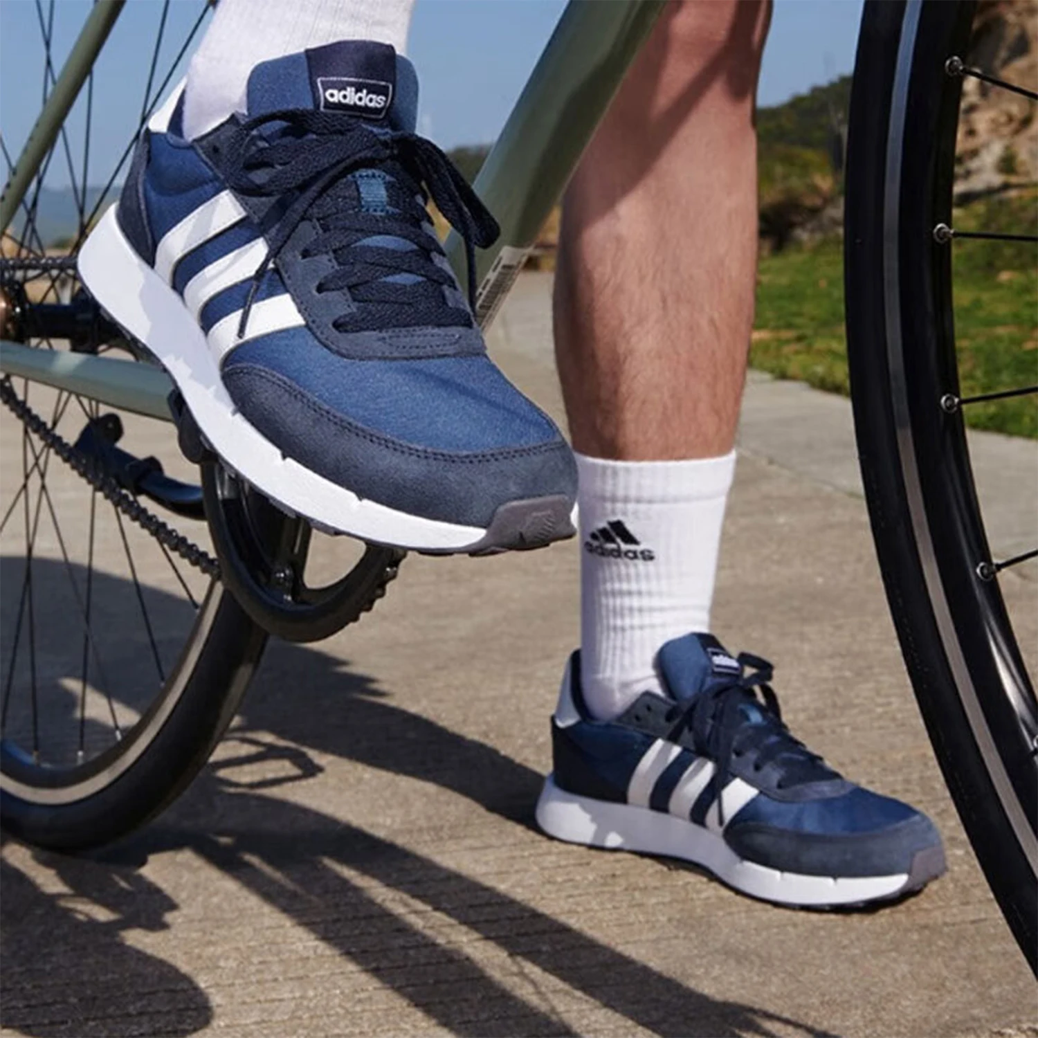 

Adidas оригинальные 2024, новые кроссовки унисекс с мягкой подкладкой в стиле ретро JS3022