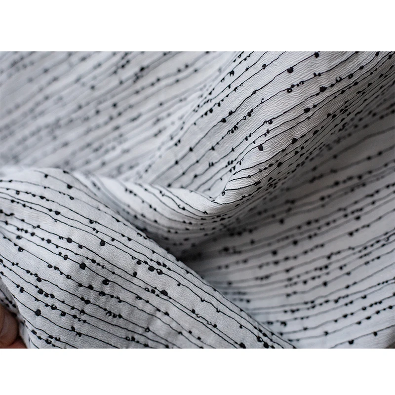 

Double-Sided Dot Pleated Vertical Stripe Road Plane Composition Line Surface Combined with Simplicity Designer Fabric