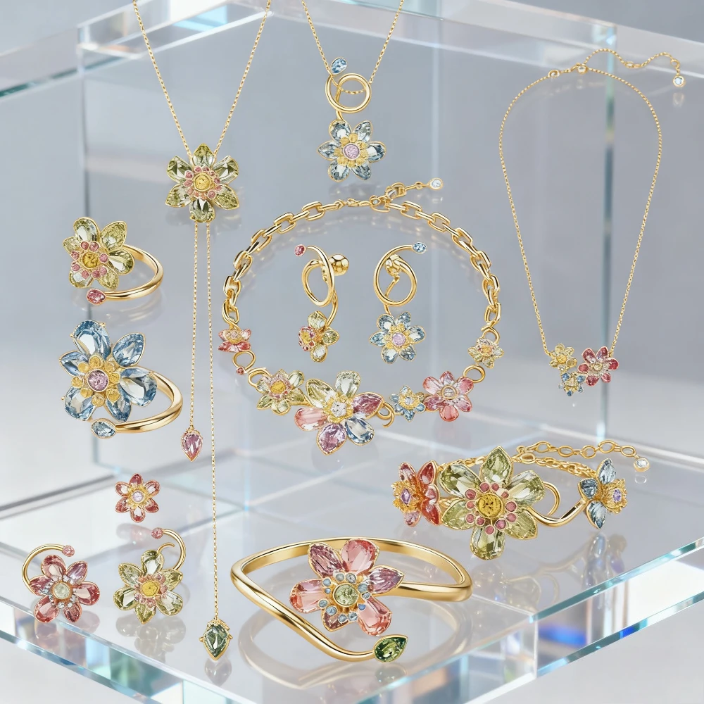 

2025 New Elegant accessories Set Simple Light Luxury Imitation Crystal Flower Necklace Earrings Ring Bracelet LuxuryJewelry Gift