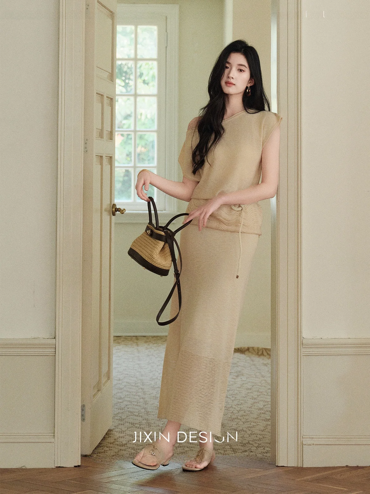 

Elegant Commuter Knitwear Hollow out Design Base Layer Top High Waist Summer Fashion Set Women's Mid-Length Sleeveless