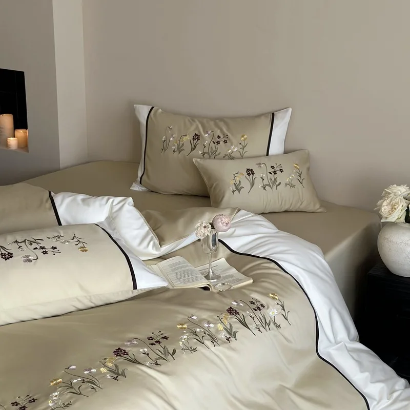 

Retro Chinese Style Floral Long-staple Cotton Four-piece Bedding Set