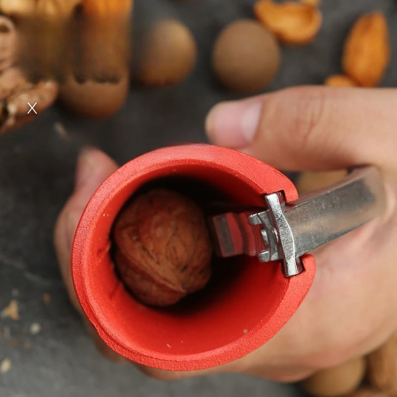 Picture 4: Multifunctional Walnut Clip Clip Walnut Pliers Household Walnut Nut Pliers Sheller