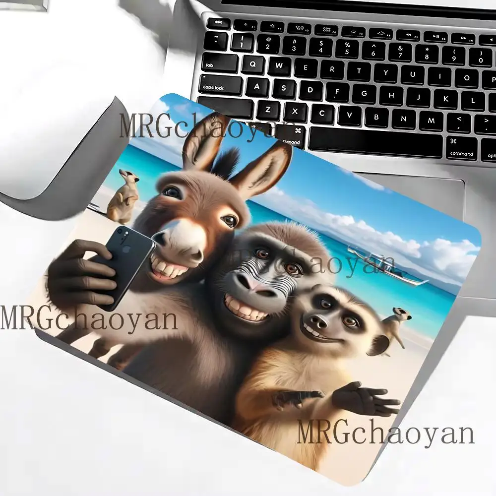 Funny Selfie Monkey Animal Cartoon mouse pad small square cute table mat Laptop mousepad rubber anti-slip desktop decoration