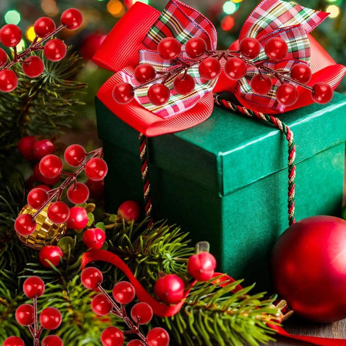 

10pcs Simulation Berry Bouquet Faux Christmas Stems Branches Home Wedding Decoration Artificial Flower Long Lasting