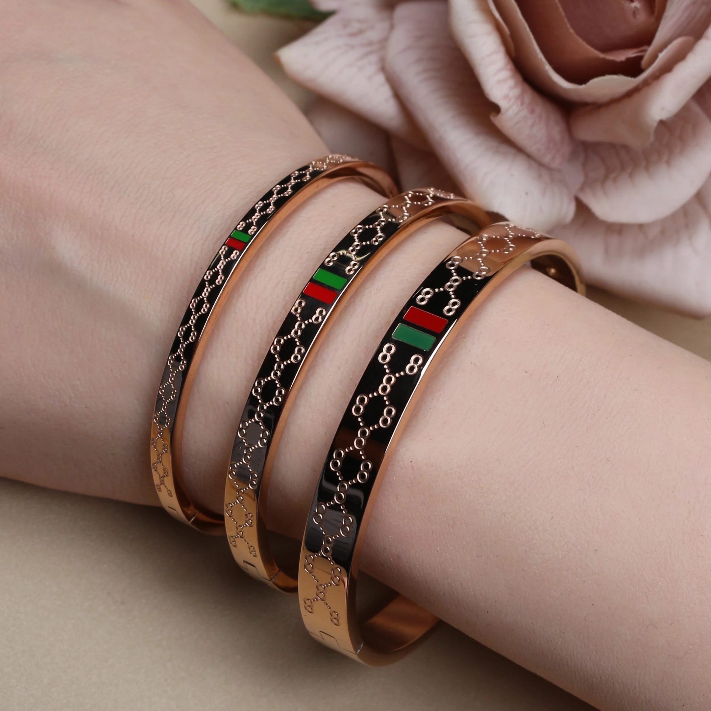 18 K Gold Plated Stainless Steel  55 MM Red/Green Bangles  , Fashionable Jewelry For Men And Women Wholesale view 4