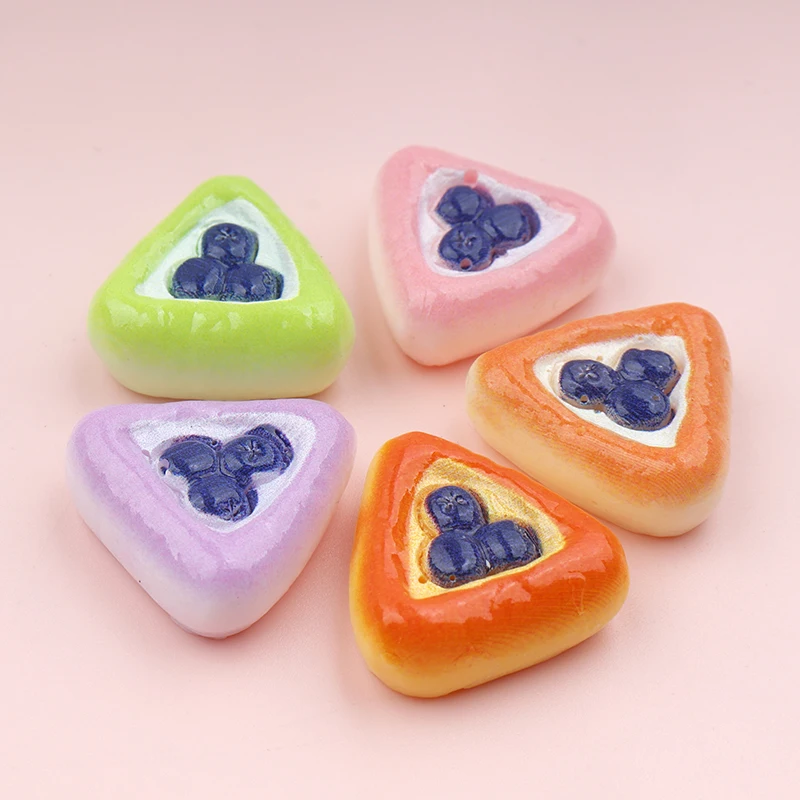 10/100 piezas de simulación de pastel de arándanos Kawaii, suministros de arte alimentario, cabujones planos para decoración de manualidades de casa de muñecas y scrapbooking