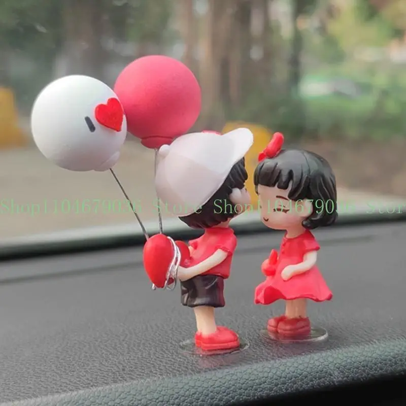 652F Whimsically Kiss Car Decoration, Resin Couple for Dashboard Display and Gifting