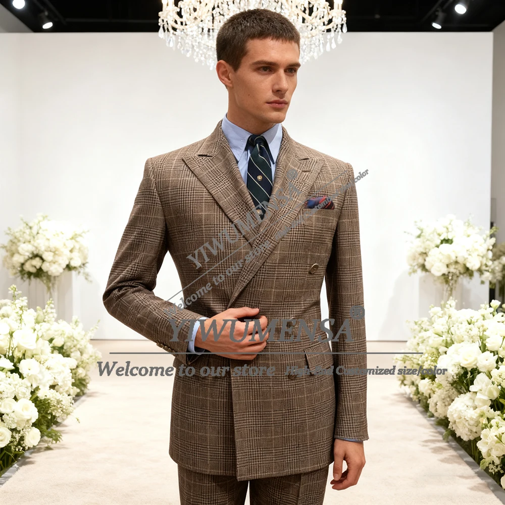 

Classic Plaid Check Business Suit Attire For Men 2 Pieces Double Breasted Jacket Pants Customized Man Dinner Party Groom Tuxedos