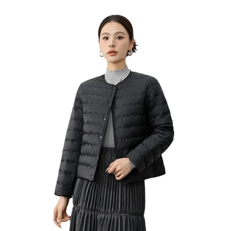 2024 New Arrivlas Women Office Lady Korean Slim Puffer Jackets Fashion Wavy Quilted Line Round Neck Down Liner Light Down Coat