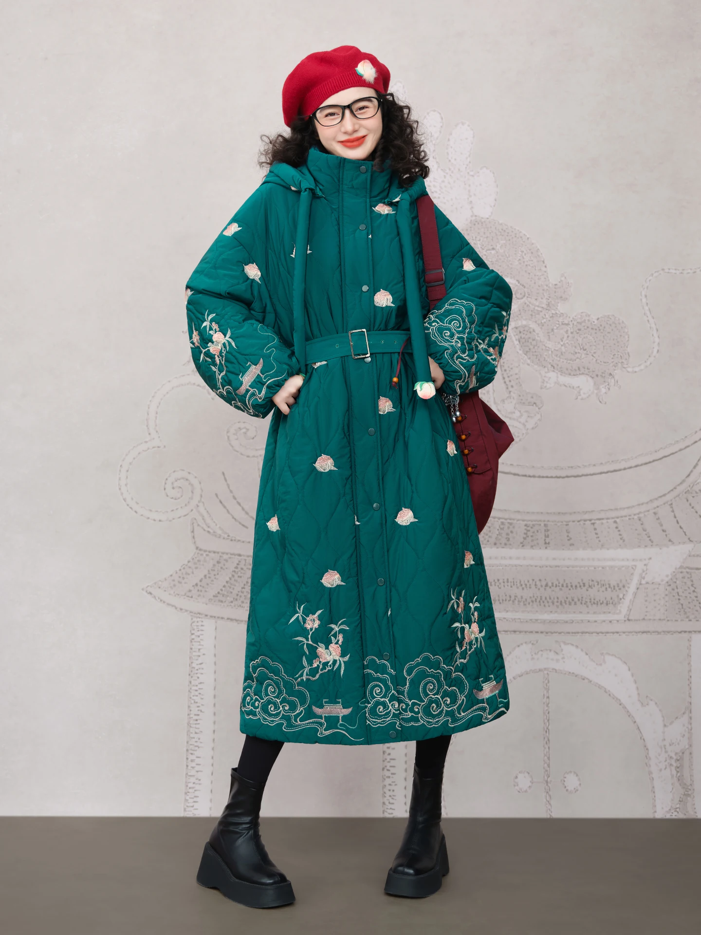 

TIYIHAILEY Winter Women Outerwear Coats Jacket Warm Embroidery Long Mid-Calf Thick High Quality Hooeded New 2025 Chinese Style