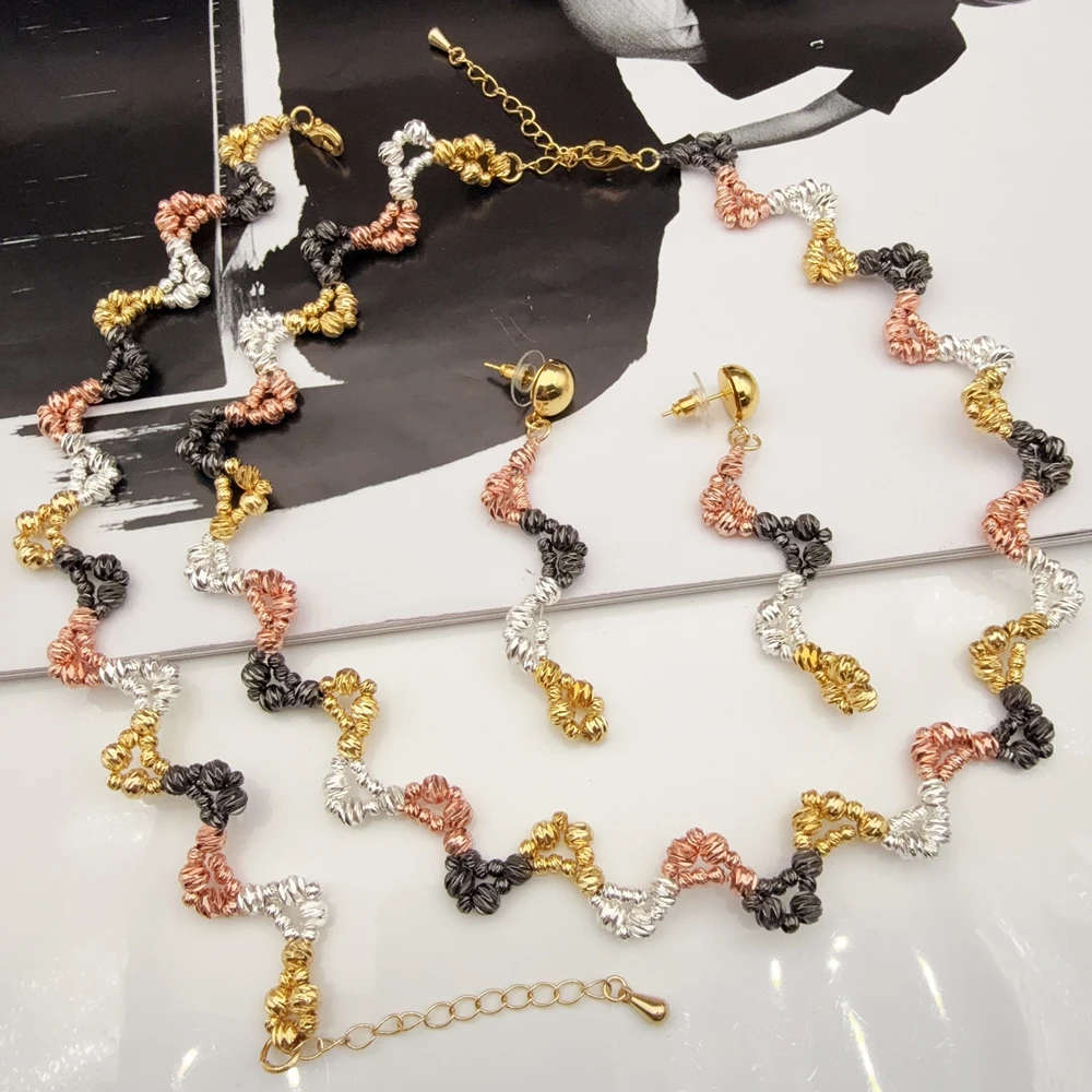 

Yuminglai Dubai Gold-Plated Jewelry Set For Women Earrings Bracelet Rings Wedding Party Gifts Women's Accessories FHK22406