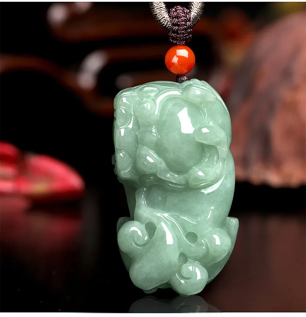 Birmański Jade Pixiu wisiorek szmaragdowy mężczyźni rzeźbione naszyjnik biżuteria prezent projektant naszyjniki jadeit moda zielony naturalny talizman