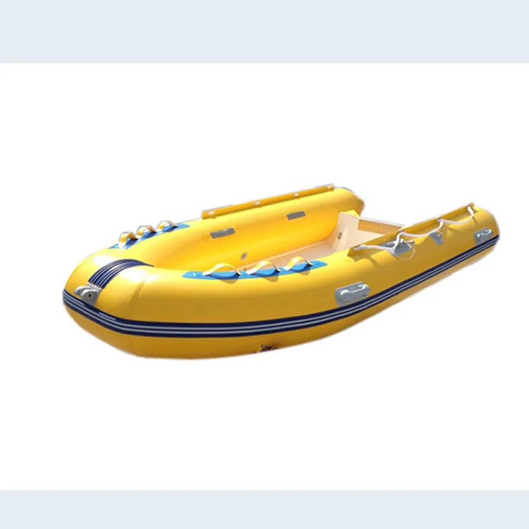 

Новая надувная лодка RIB с жестким корпусом из гипалона и стеклопластика для гребли