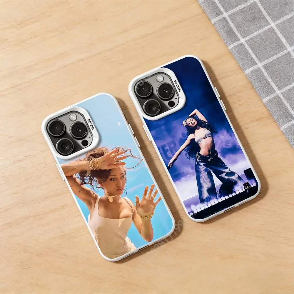 

M-Manon-S Internet Girl Phone Case for iPhone 17 16 Max Mini 15 14 13 Pro Plus 12 11 X XS Air Hard Protector