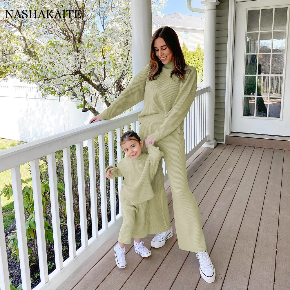 

Mum And Daughter Clothes Autumn Winter striped long sleeves Casual Top + Wide leg pants Mommy And Me Outfits Family Look