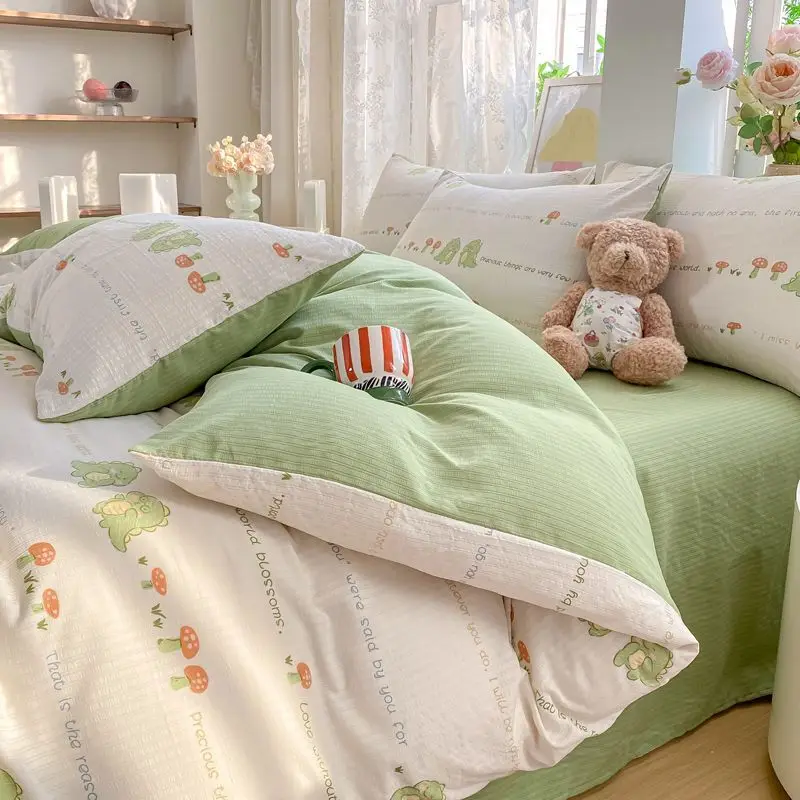 

Galsang Flowers 4PC Bedding Set - skin-Friendly Double-Layer Yarn Sheets + Duvet, Instagram Style, Dorm/Home