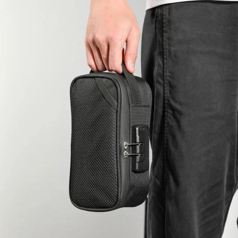 

Smell Proof Bag Large-capacity With Lock Activated Carbon Deodorant Bag Portable Pipe Bag Convenient