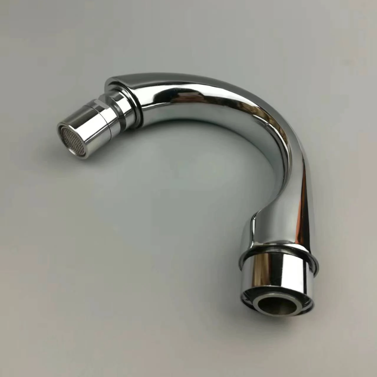 zinc alloy basin faucet elbow pipe moon swan outlet Tube 25mm thread size with nut