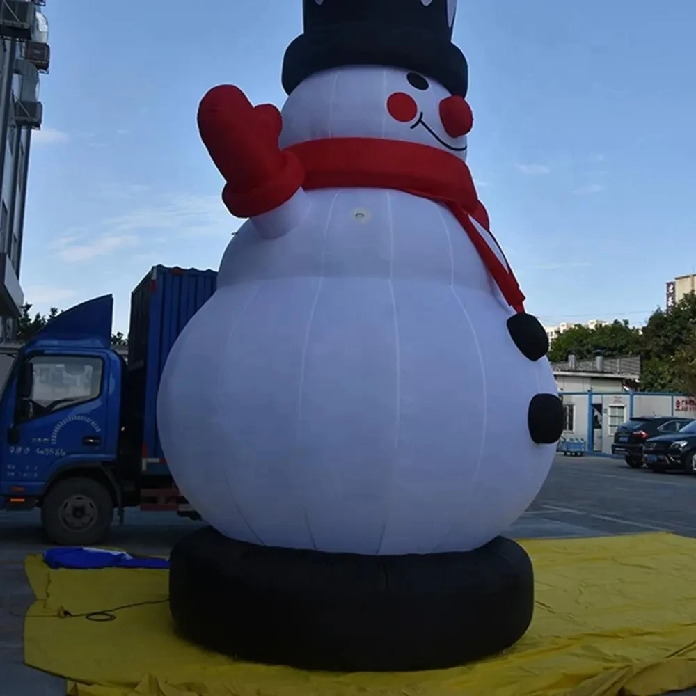 Großhandel hochwertige frohe Weihnachten aufblasbare Schneemann im Freien Santa Dekorationen Schneemann mit LED-Licht für Hausgarten