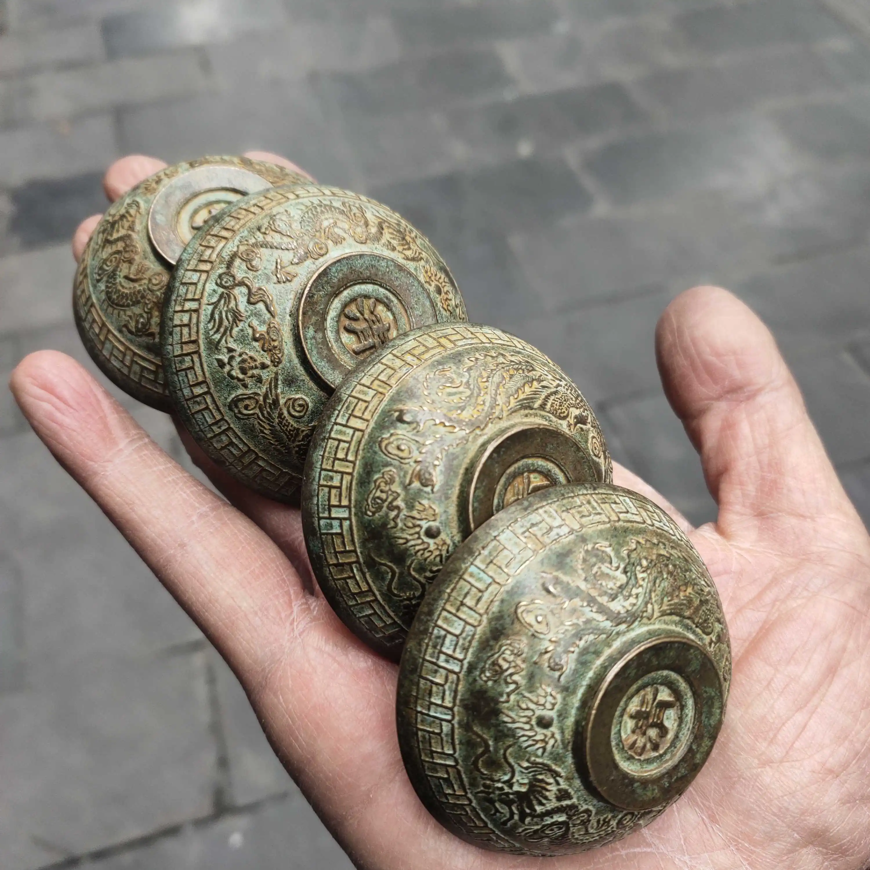 

Античная бронзовая посуда из чистой меди, чашка для чая Fu Lu Shou Xi, чашка для чая, обернутая целлюлозой, старый Taoist, домашняя чайная церемония