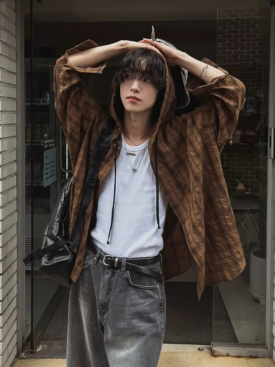 

Cafe Au Lait Long Sleeve Hooded Shirt Men's Summer Thin Plaid American Retro Lazy Feel Couples Shirt Breathable Sun Protection