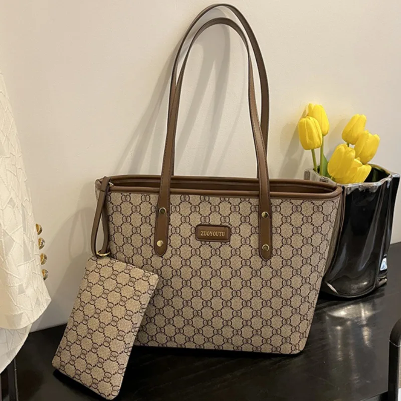 

Новая женская сумка-тоут 2026 года, большая вместительная сумка, корейская сумка с винтажным цветочным принтом и буквами, ретро-сумка через плечо, трансграничная поставка