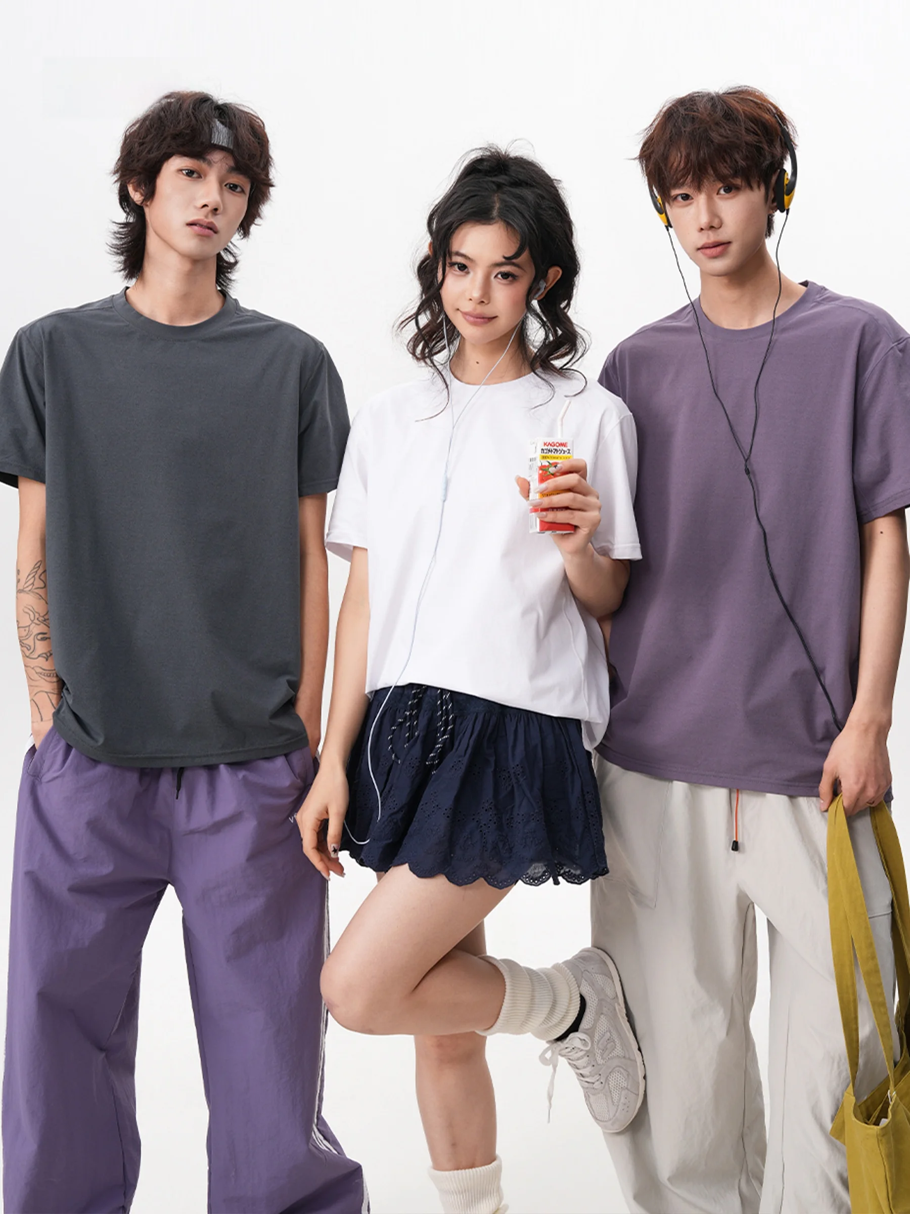 

Унисекс белая футболка с коротким рукавом, повседневная, свободного кроя, с круглым вырезом, рукав до локтя, длина до середины бедра, для прогулок по городу, весна-лето