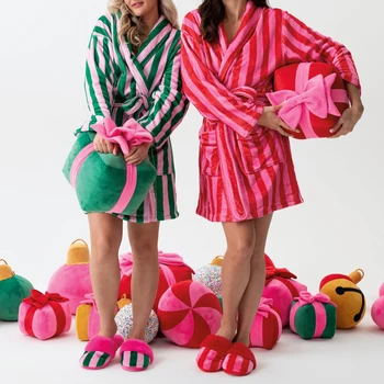 HEZIOWYUN kadın Noel Yaka Kuşaklı Bağlı Peluş Elbise Cepler Uzun Kollu Şerit/Kalp/Şeker/Üçgen Baskılı Loungewear