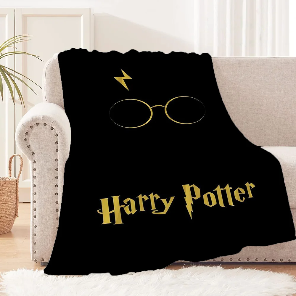 Harry Potter Co-Brand Miniso Sofa Blankets for Baby Cobija Nap Blanket Bedspreads and Coverlets Fluffy Soft Blankets Throws