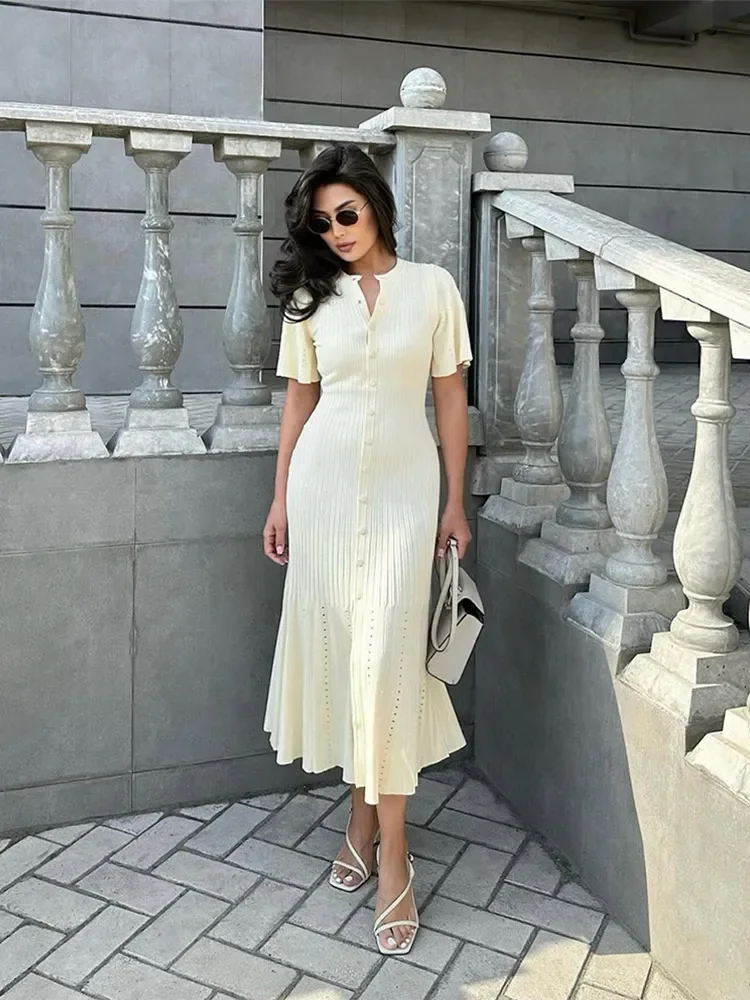 Solid Hollow Out Knitted Slim Maix Dress Women Short Sleeved Single Breasted Dresses 2024 Fashion Elegant Female Commuting Robes