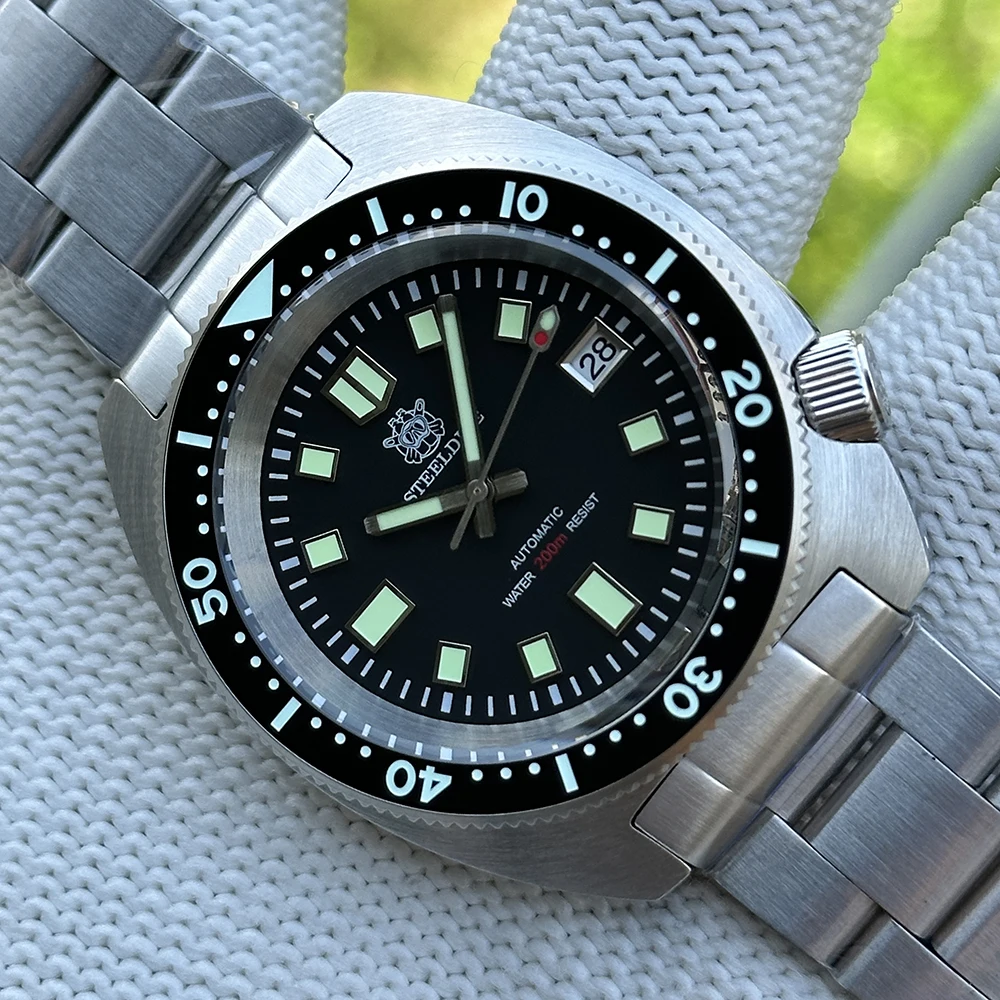 STEELDIVE SD1977 42mm Slim Abalone Herren-Taucheruhr mit mechanischem Uhrwerk, flachem Saphirglas, NH35-Uhrwerk und 200M Wasserdichtigkeit.