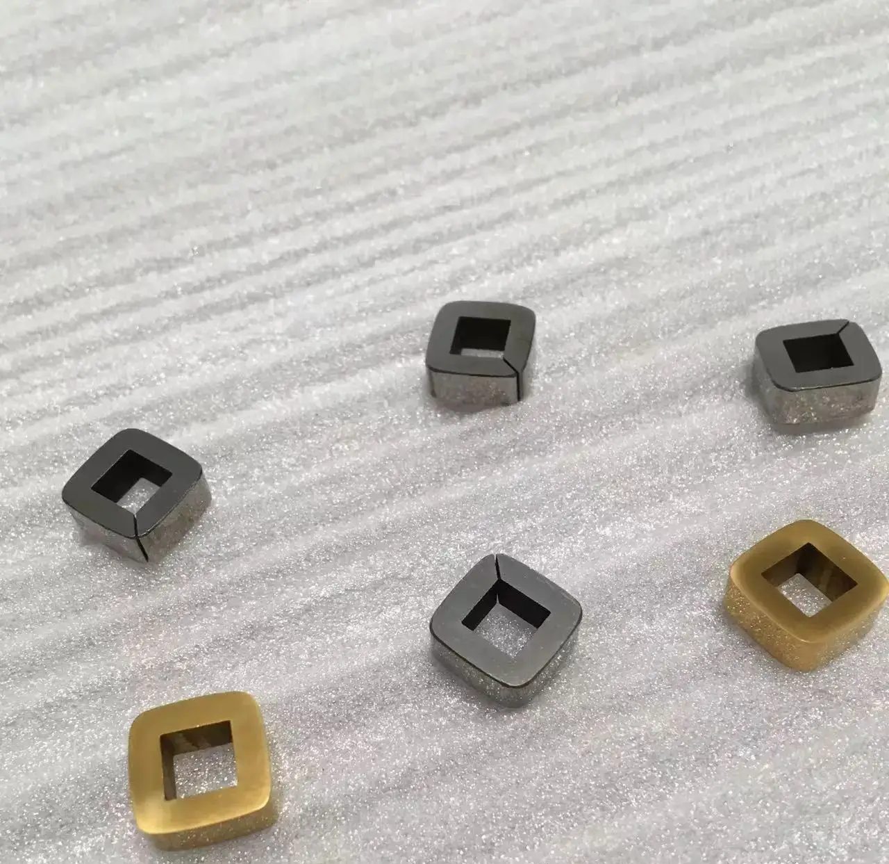 Power feed contact 100432997 100342166 135022231 C001 12*12*5mm currenty supply apply for Charmilles EDM wire cut machine