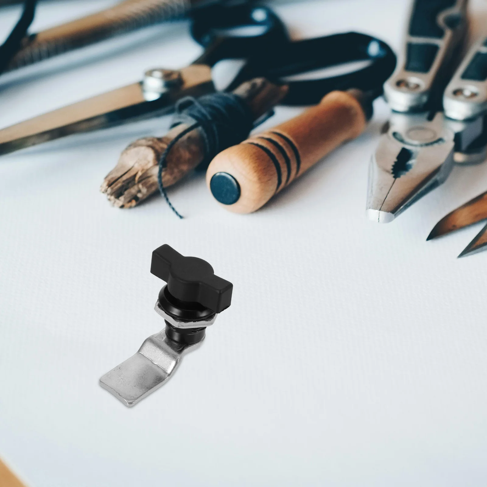 ล็อค Cam Handle รูปตัว T สําหรับกล่องเครื่องมือตู้ไฟฟ้ากล่องอุปกรณ์ไม่มีปุ่มติดตั้งง่ายปลอดภัย