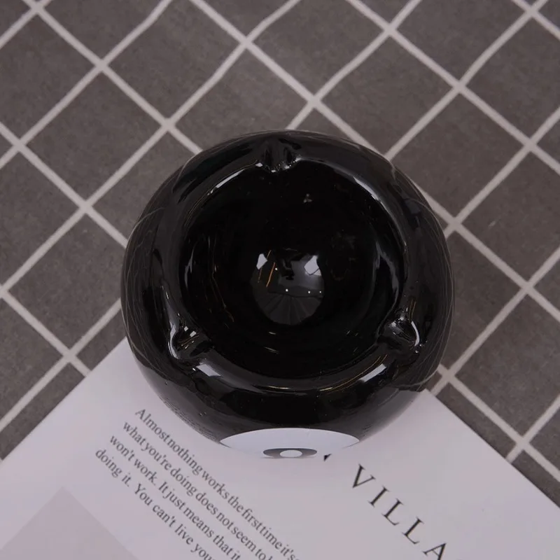 Fun and Unique Black Eight Ceramic Ashtray, Suitable for Billiard Rooms, Family Bars, Parties, Ideal Gifts, and Birthday Gifts