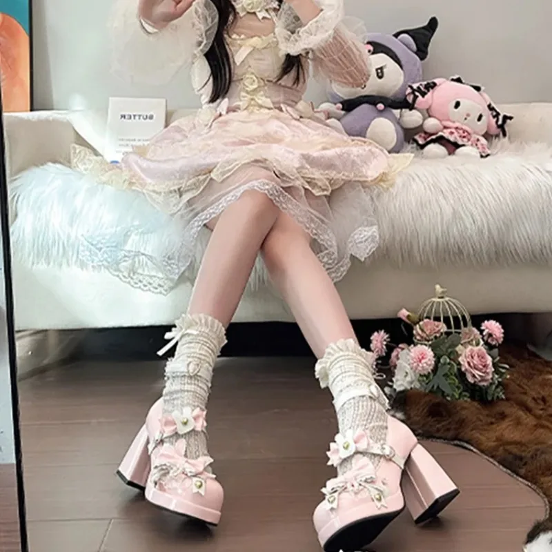 Piattaforma di moda Mary Janes Scarpe da donna Dolce Lolita Fiocco Tacchi alti Stile preppy Studente Carino Cinturino alla caviglia in pizzo Décolleté Tacones