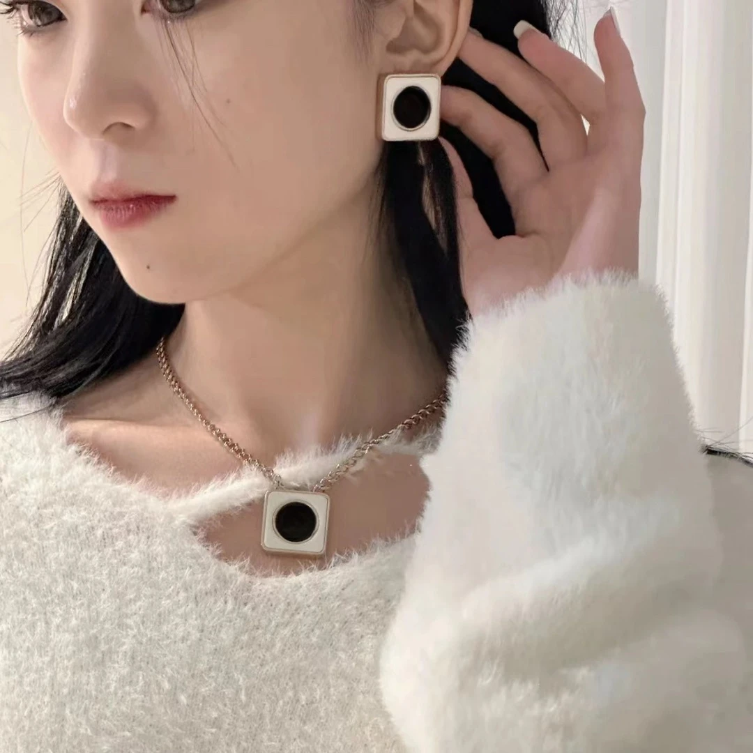 Franse Koperen Vergulde Emaille Hanger Ketting