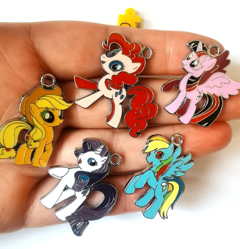 Lote de 10 Uds. De pendientes esmaltados de Metal con dibujos animados, llavero DIY, collar, colgante, pulsera, joyería hecha a mano, regalo