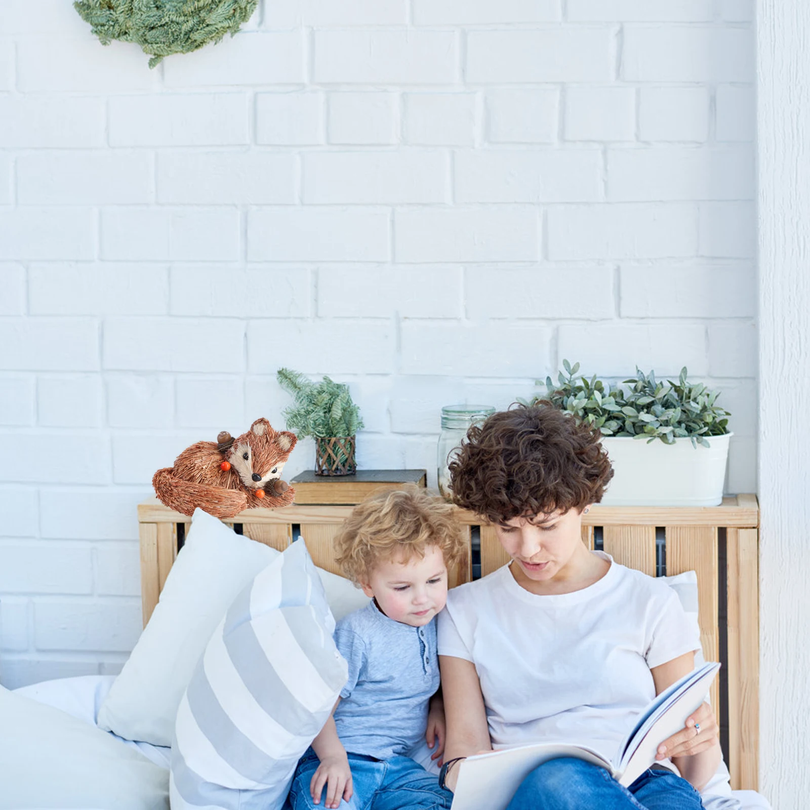 

Handwoven Straw Ornament Easter Desktop Decor Woven Animal Adornment Eco-Friendly Lightweight Portable Natural Artistic Design